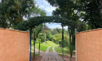 Chácara / sítio com 4 quartos à venda na Avenida Salvador Kruppe, --, Traviú, Jundiaí