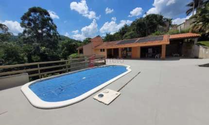 Chácara / sítio com 2 quartos à venda na Rua Jacarandá, --, Centro, Cabreúva