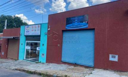 Excelente ponto comercial com 02 salões na área central de Jundiaí.