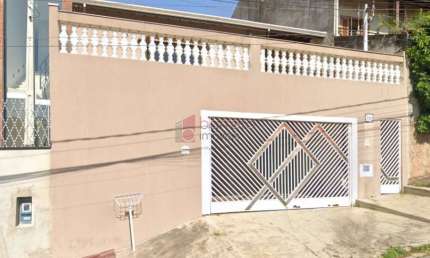 Casa com 3 quartos à venda na Rua Osvaldo Batisteli, --, Vila Marlene, Jundiaí