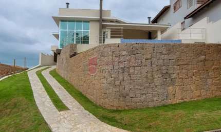 CASA COM 3 SUÍTES À VENDA NO CONDOMÍNIO DELLE STELLE - LOUVEIRA/SP