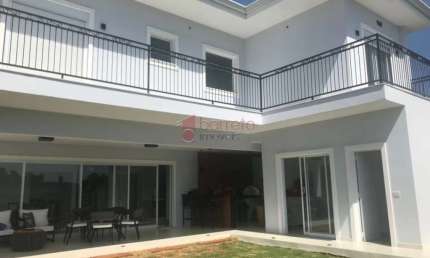 CASA À VENDA NO CONDOMÍNIO RESERVA DA SERRA EM JUNDIAÍ/SP
