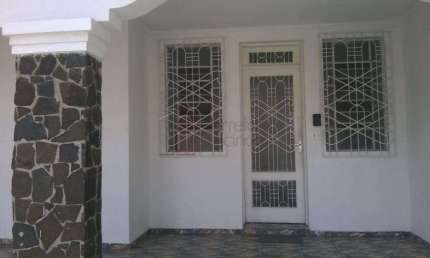 CASA SOBRADO DE 03 ANDARES PARA LOCAÇÃO COMERCIAL NO CENTRO DE JUNDIAÍ/SP