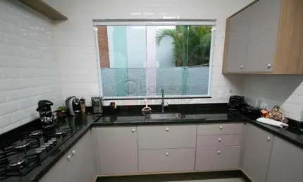 CASA PARA VENDA E LOCAÇÃO NO BAIRRO PARQUE DO COLÉGIO EM JUNDIAI SP