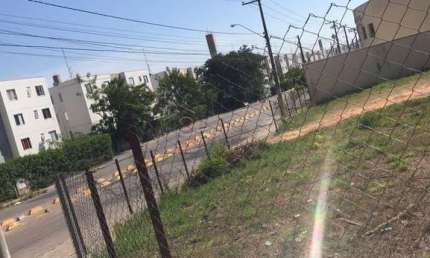 área comercial para locação no bairro Fazenda Grande com 887m² e topografia plana