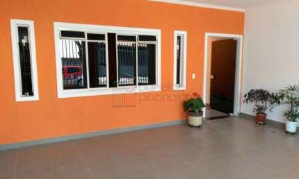 Casa com 3 quartos à venda na Rua Arlindo Cardoso, Casa 89, --, Parque Cidade Jardim II, Jundiaí