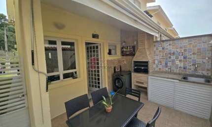 CASA À VENDA NO CONDOMÍNIO CAMINHOS DA SERRA NA VILA MARINGÁ EM JUNDIAÍ/SP