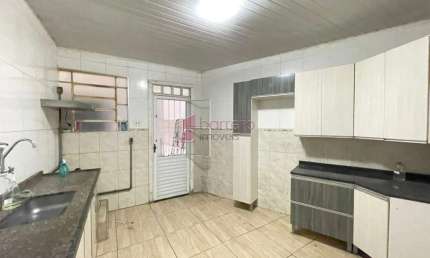 CASA COM EDÍCULA E ENTRADA COMPARTILHADA PARA LOCAÇÃO NO JARDIM PACAEMBU - JUNDIAÍ/SP