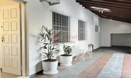 CASA/CHÁCARA  À VENDA - 03 QUARTOS - JARDIM CAXAMBÚ - JUNDIAÍ/SP