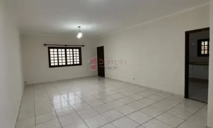 Casa com 3 quartos para alugar na Avenida Giustiniano Borin, --, Caxambu, Jundiaí