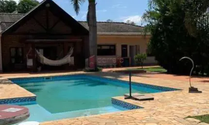 Chácara / sítio com 4 quartos para alugar na Rua Norma Cazzelato Galbieri, --, Bom Jardim, Jundiaí