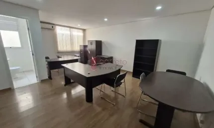 Sala comercial mobiliada para venda e locação no condomínio new time office - jundiaí/sp
