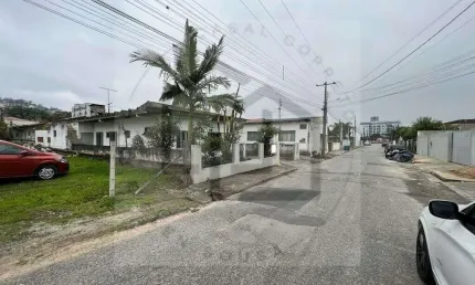 Casa com 6 quartos à venda no Santa Terezinha, Brusque 