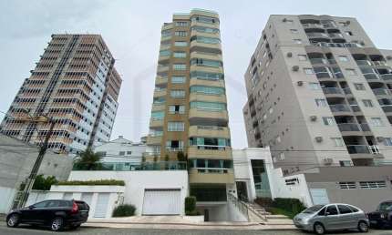 APARTAMENTO DE ALTO PADRÃO DE 175m² COM TRÊS SUÍTES