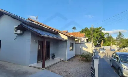 Casa com 3 quartos à venda no Limoeiro, Brusque 
