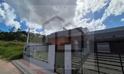 Casa deslumbrante com 3 dormitórios sendo 1 suíte c/ closet