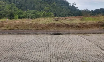 Terreno à venda em Aimoré, Guabiruba 