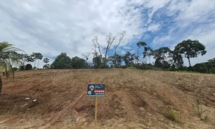 Terreno à venda no Bateas, Brusque 