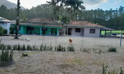 Casa com 4 quartos à venda no Volta Grande, Brusque 