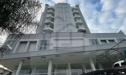 ENCANTADOR APARTAMENTO DE 2 DORMITÓRIOS SENDO 1 SUÍTE
