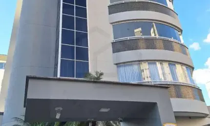 APARTAMENTO DE 175M² NO CENTRO – 3 DORMITÓRIOS SENDO 1 SUÍTE MASTER