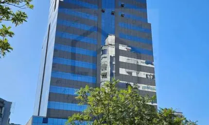SALA COMERCIAL NO EDIFICIO MAJESTIC EXECUTIVE CENTER