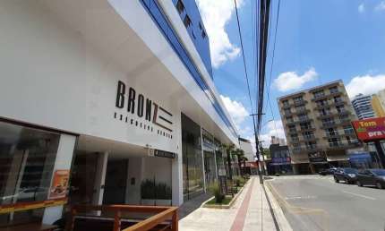 SALA COMERCIAL  NO CENTRO DE BRUSQUE NO  EDIFICIO BRONZE
