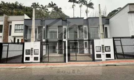 Casa com 2 quartos à venda no Nova Brasília, Brusque 