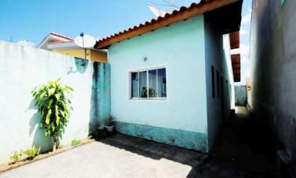 Casas para venda em Bom Jesus dos Perdões no bairro Centro