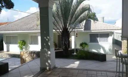 Casas para venda em Atibaia no bairro Vila Santista