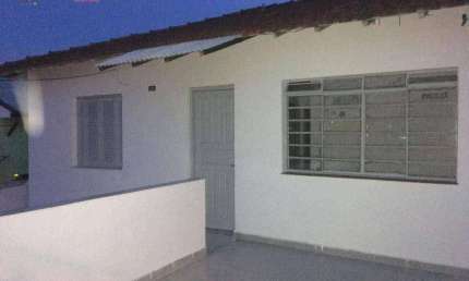 3 Casas para investimento ou 3 familias Vila Arapua perto da Escola