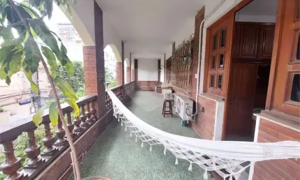 Casa com 8 quartos à venda ou para locação em Tijuca - RJ