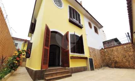 Casa com 4 quartos à venda ou para locação em Maracanã - RJ