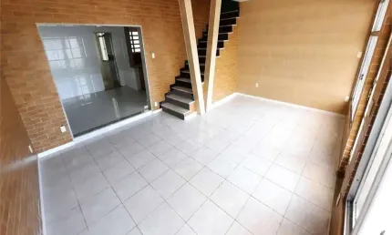 Casa de vila com 5 quartos à venda em Freguesia (jacarepaguá) - RJ