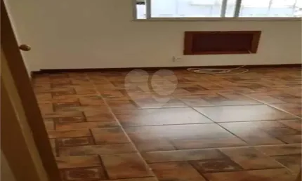 Apartamento com 1 quartos à venda em Praça Da Bandeira - RJ