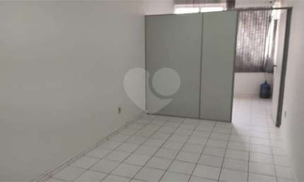 Sala comercial para alugar na Rua Conde de Bonfim, --, Tijuca, Rio de Janeiro