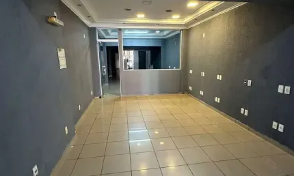 Ponto comercial para alugar na Rua Pedro de Toledo, 787, Centro, Indaiatuba por R$ 2.500