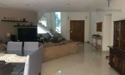 Sobrado 5 Suítes à venda, 348 m², Condomínio Mont Blanc em Sorocaba/SP