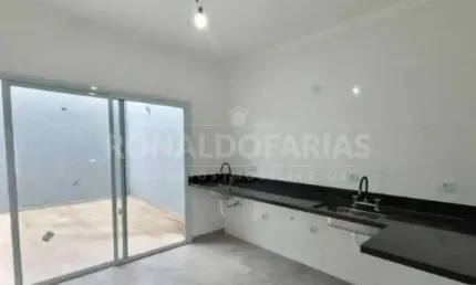 Sobrado a venda com 110 m²,03 dormitórios na região da cupece