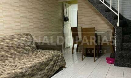 Lindo Sobrado a venda com 3 dormitórios e 130m² em interlagos!