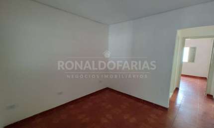 Casa térrea para Locação Comercial e ou Residencial Parque Brasil ao lado da estação CPTM Grajau