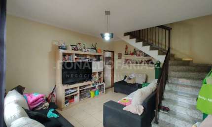 Excelente sobrado a venda na Vila Emir com 3 dormitórios e suíte