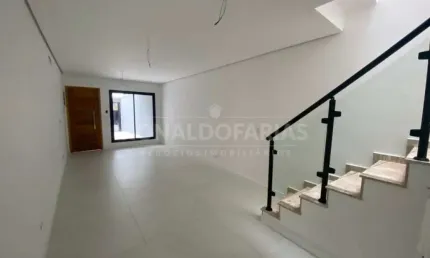 Sobrado a venda com 03 dormitorios sendo 01 suite nda regiao de interlagos