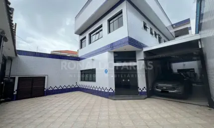 Prédio comercial á venda na av. interlagos com 336m² de área construída.