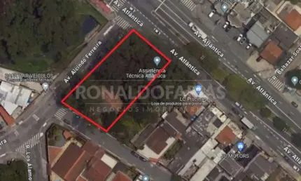 Terreno de 1.400m² na av. atlântica, imóvel de esquina com parte já alugada.