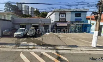 Predio comercial a venda com 3 lojas e uma casa no fundo regao da cidade dutra