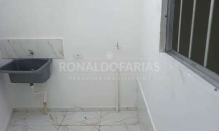 casa locação, 2 quartos cozinha e banheiro - Socorro