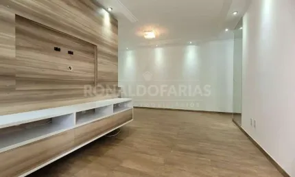 Apartamento  a venda com 03 dormitórios na região do Socorro
