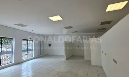 Conjunto comercial para locação com 305m² na região do Socorro.