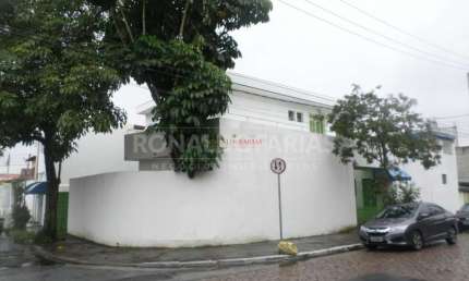 Prédio comercial á venda com 500m² na região de Interlagos.